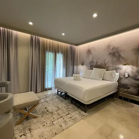 Maison Marineta Hotel 3*