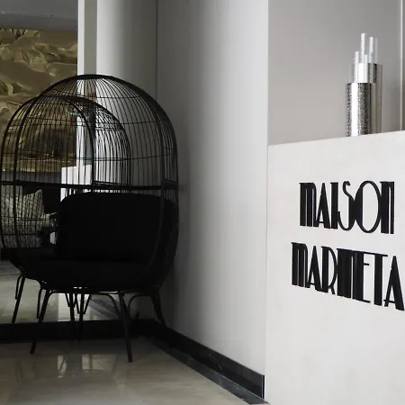 Maison Marineta فندق دينايا