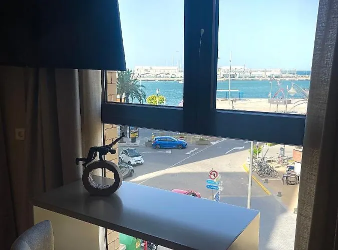 Maison Marineta دينايا